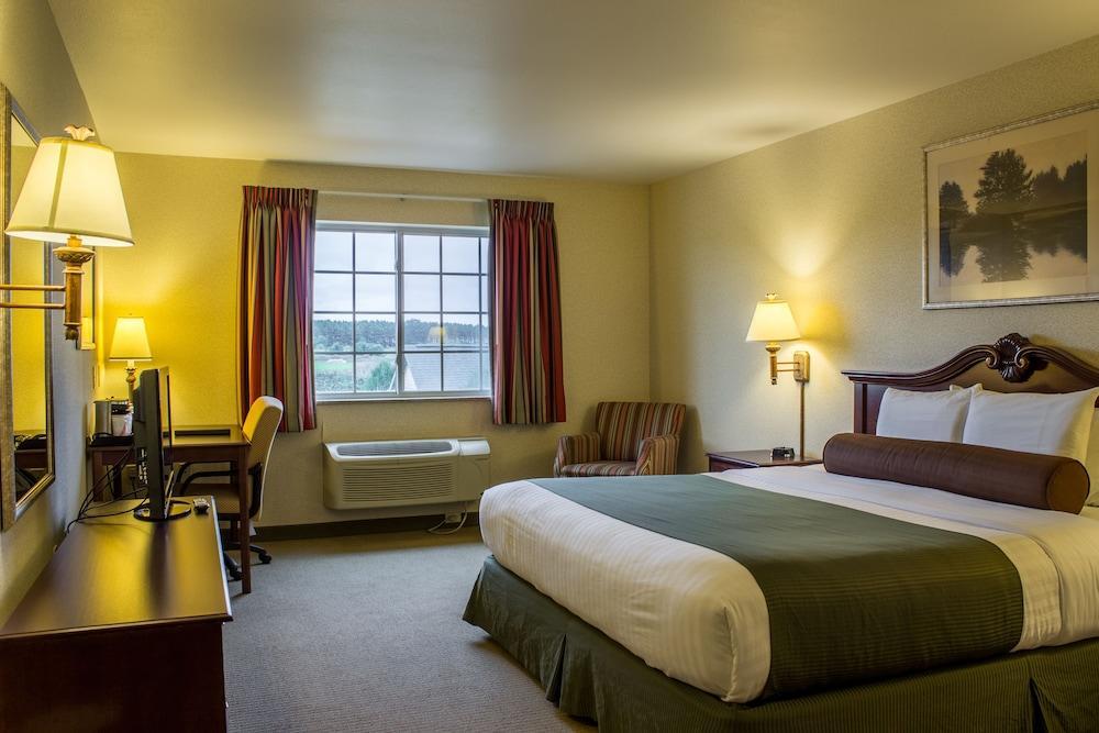 Boarders Inn & Suites By Cobblestone Hotels - Shawano Buitenkant foto