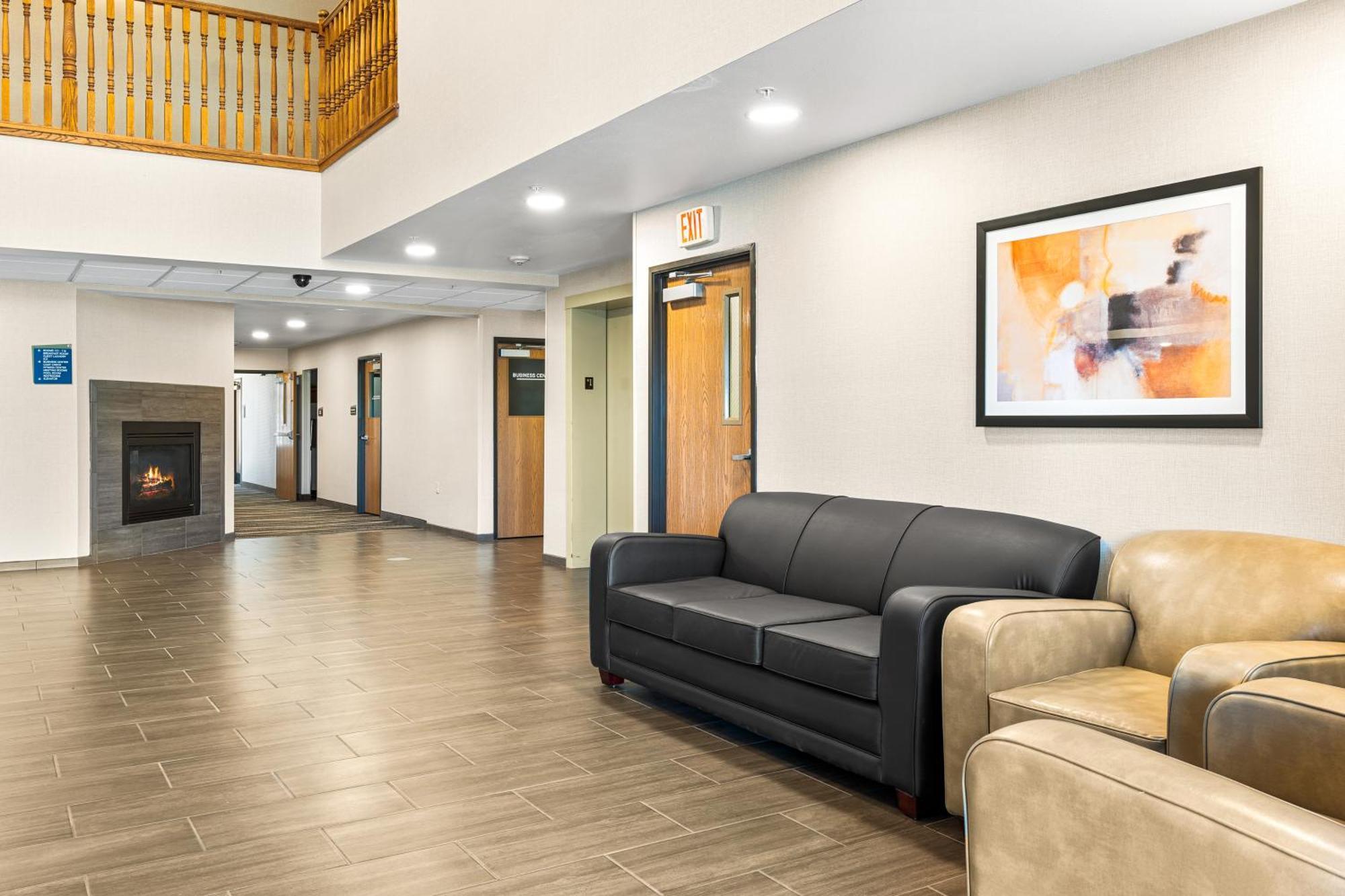 Boarders Inn & Suites By Cobblestone Hotels - Shawano Buitenkant foto