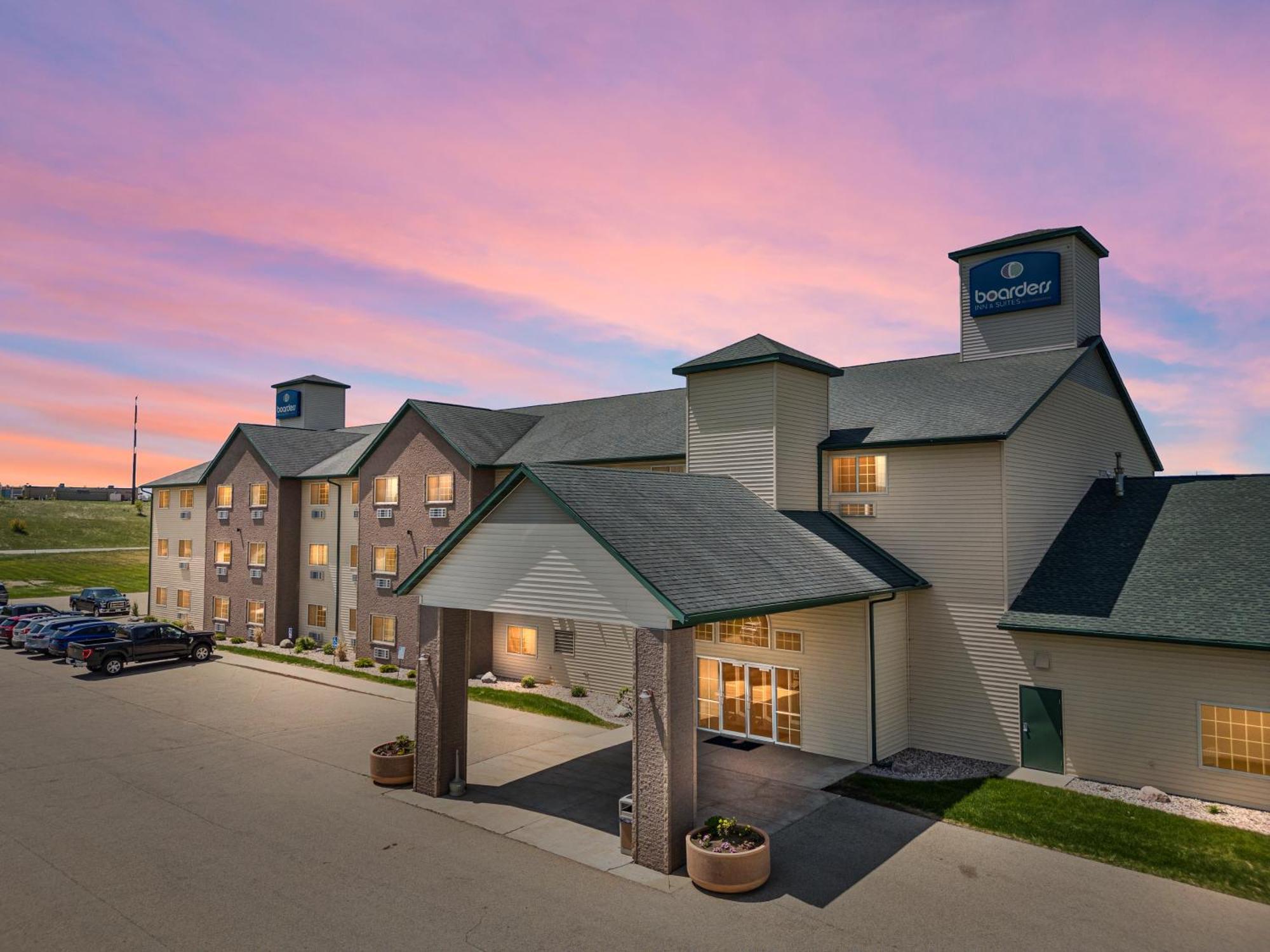 Boarders Inn & Suites By Cobblestone Hotels - Shawano Buitenkant foto