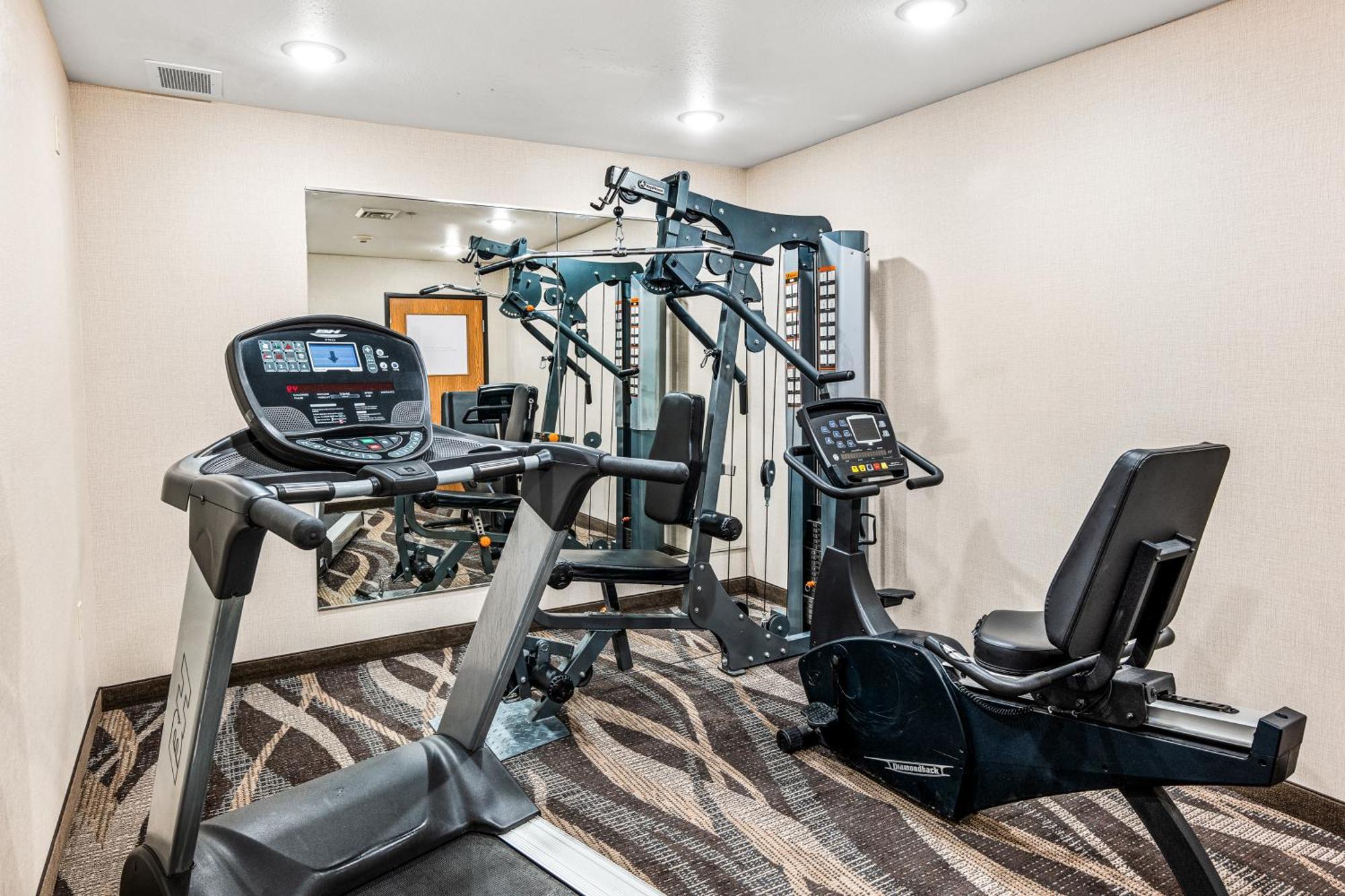 Boarders Inn & Suites By Cobblestone Hotels - Shawano Buitenkant foto