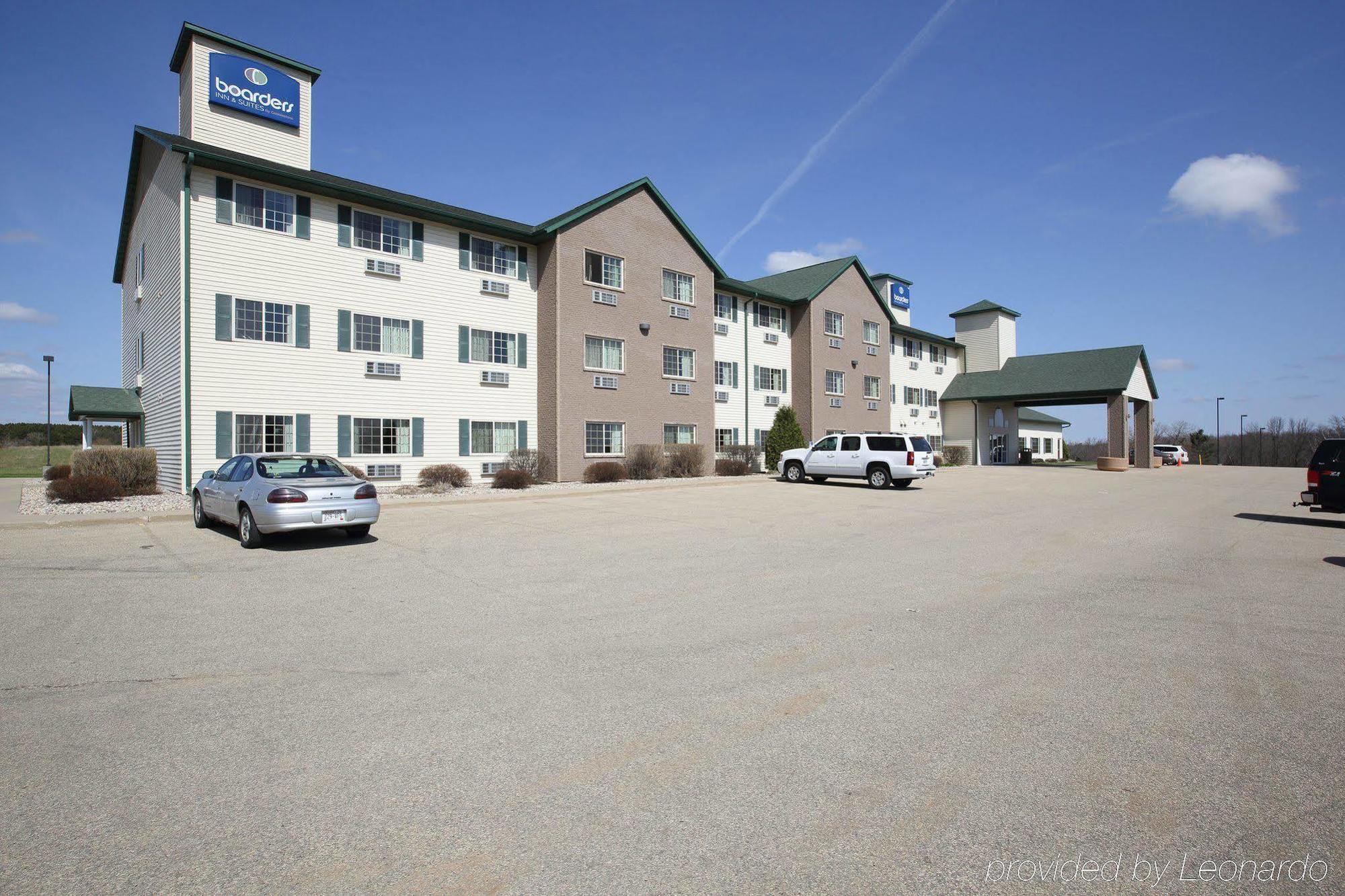 Boarders Inn & Suites By Cobblestone Hotels - Shawano Buitenkant foto